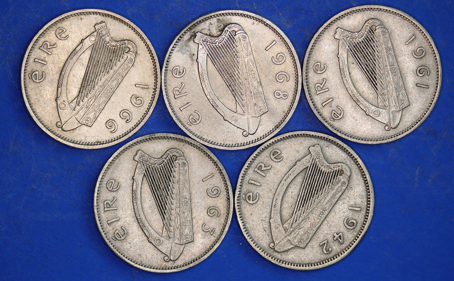 GENUINE 5 Irish Sixpences 6d Ireland EIRE Irish Wolfhound coins, various dates [03/26 34801]