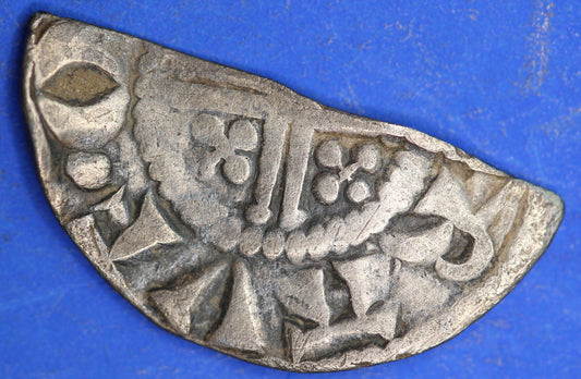 Medieval hammered short cross silver cut half penny, 0.61g   [04/26 35000]