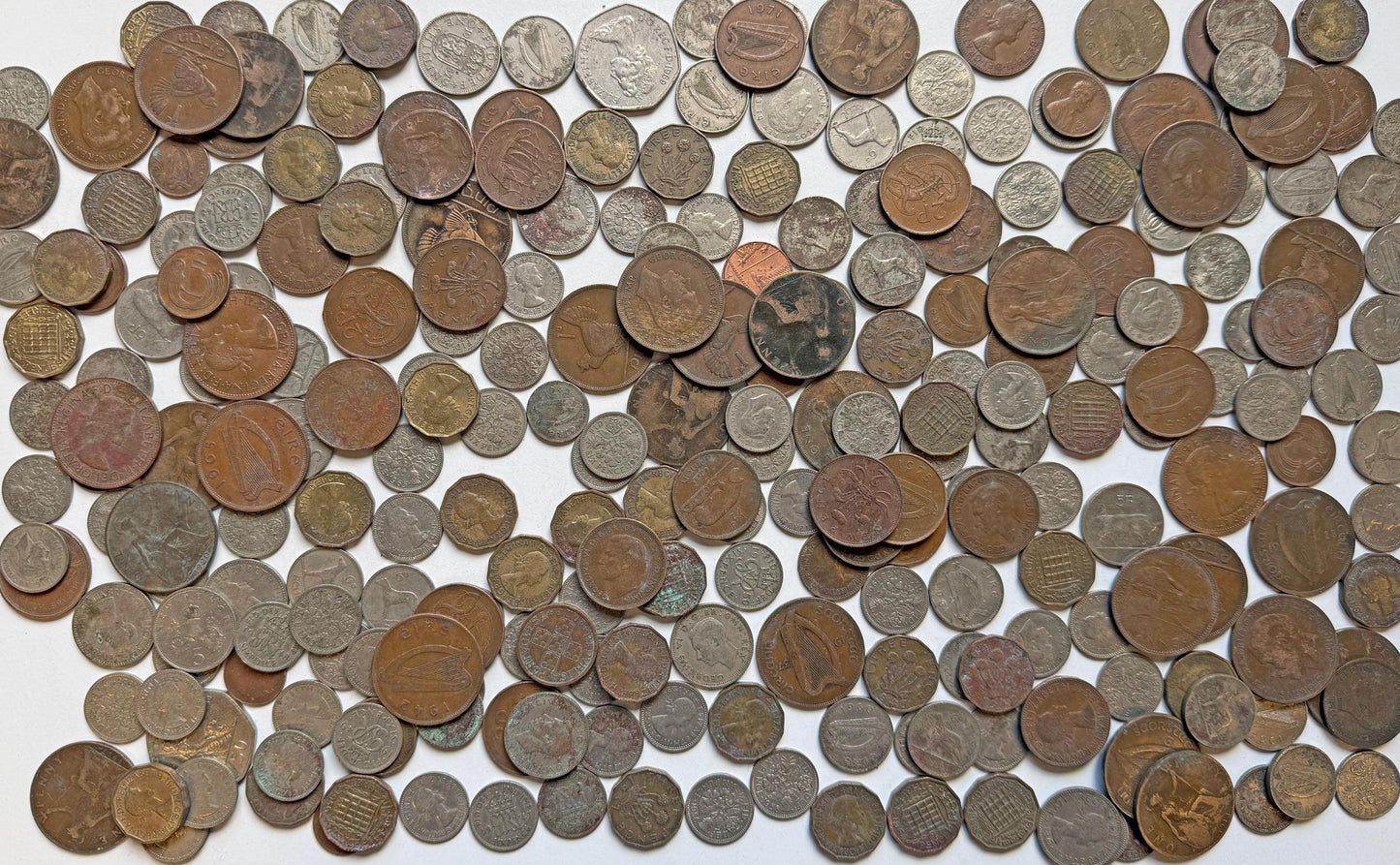 Starter Collection, 1350g Vintage English & Irish coins  [05/26 35144]