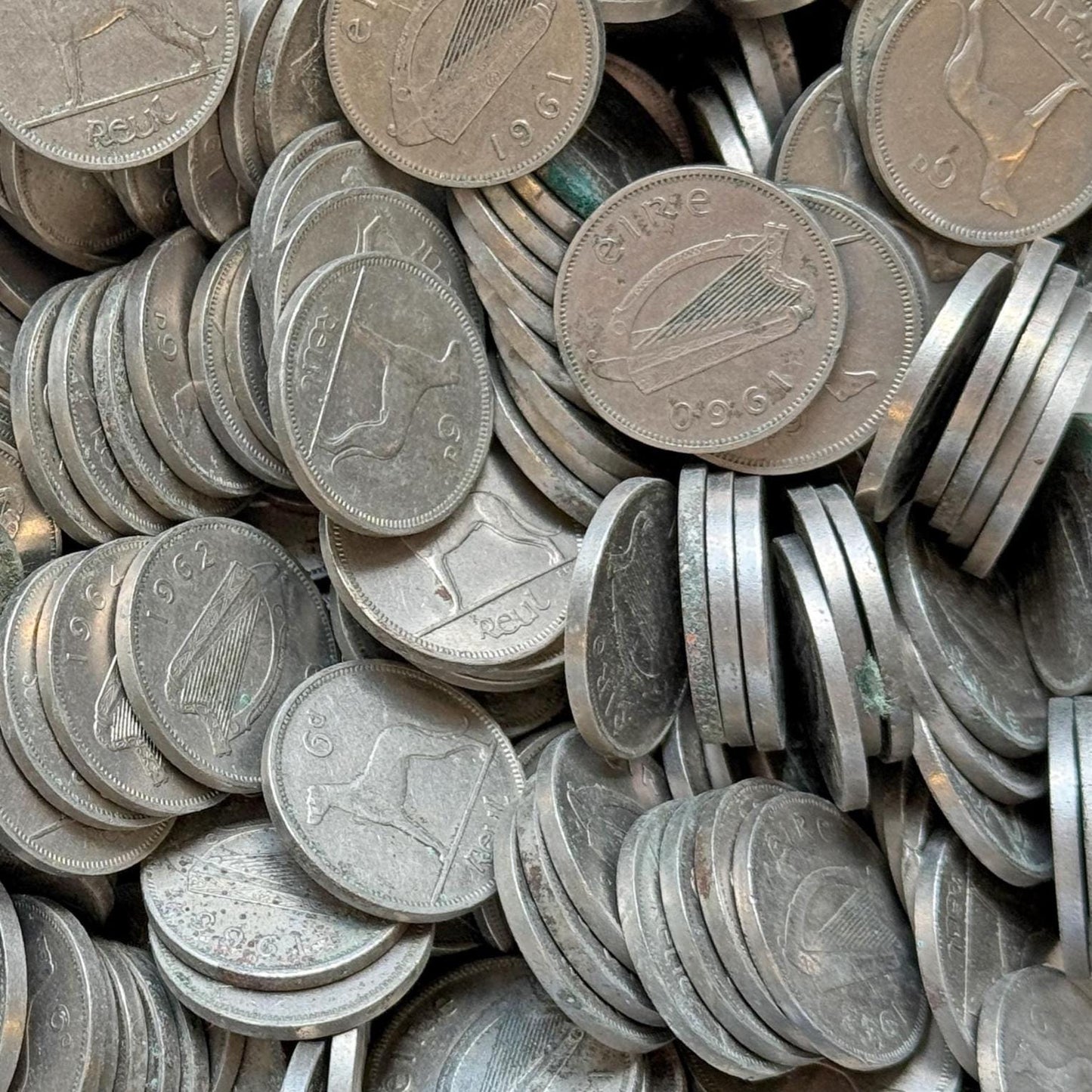 200g of Irish pre-decimal sixpences, Ireland EIRE, Approximately 40 coins [IR6d]