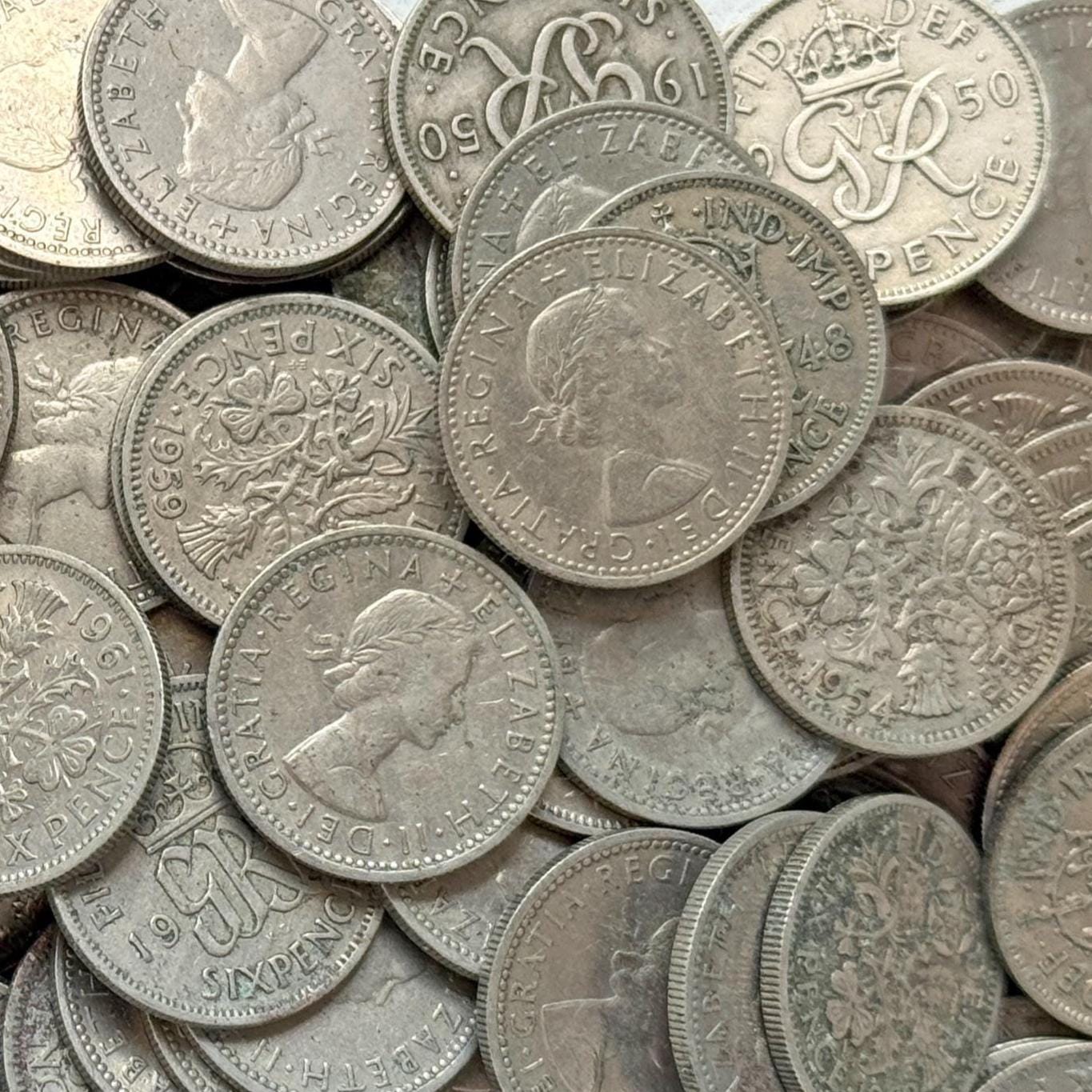 70g of British /English non-silver sixpences, approximately 25 coins  [ENG6d]