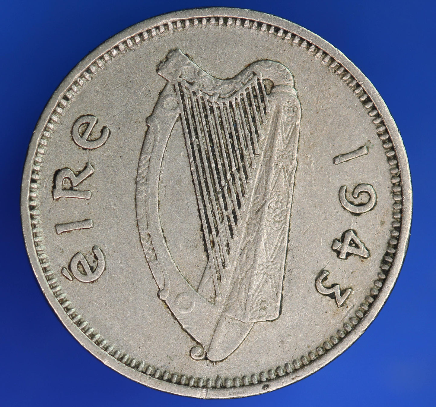 GENUINE 1943 Irish Threepences Ireland EIRE, Hare coin [06/26 35306]
