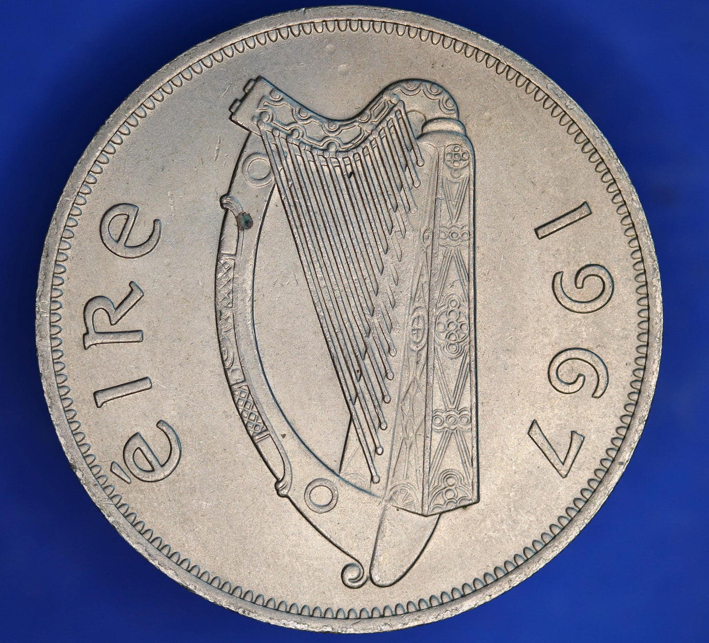 GENUINE 1967 Irish Half Crown 2/6 Ireland EIRE coin, Horse [06/26 35252]