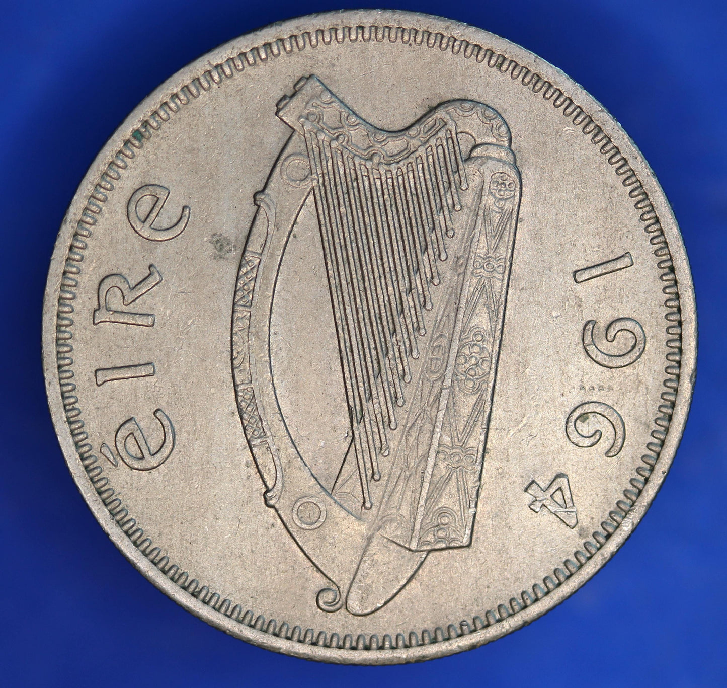 GENUINE 1964 Irish florin two shillings Ireland EIRE, Salmon Coin [06/26 35273]