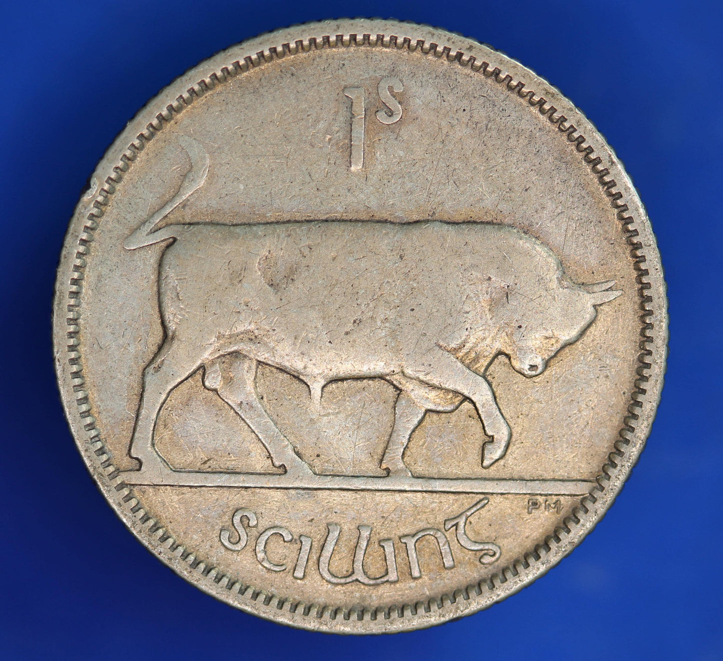 GENUINE 1933 Irish shilling Ireland EIRE coin, 75% silver, Bull Coin [07/26 35236]