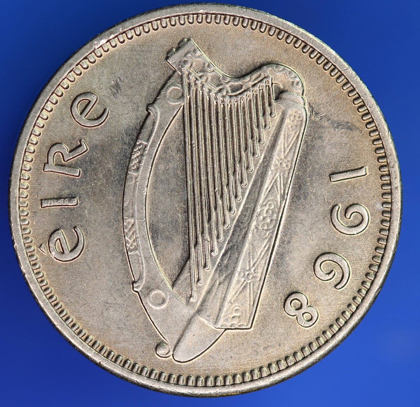 GENUINE 1968 Irish Threepences Ireland EIRE, Hare coin [07/26 35303]