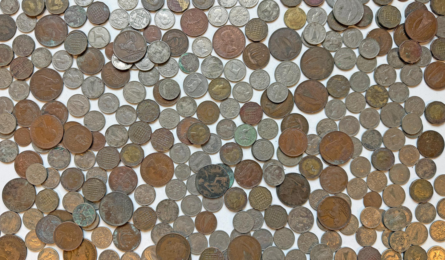 Starter Collection, 1290g Vintage English & Irish coins  [07/26 35402]
