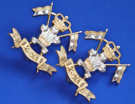 British Army Militaria - Pair of 9th/12th Royal Lancers collar badges, Staybrite    [07/26 35522]