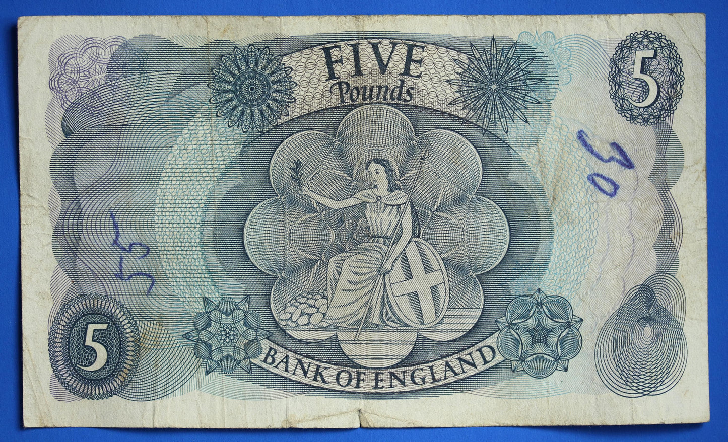 1963 Bank of England Five 5 pounds, Hollom Prefix C32 banknote  [07/26 35479]