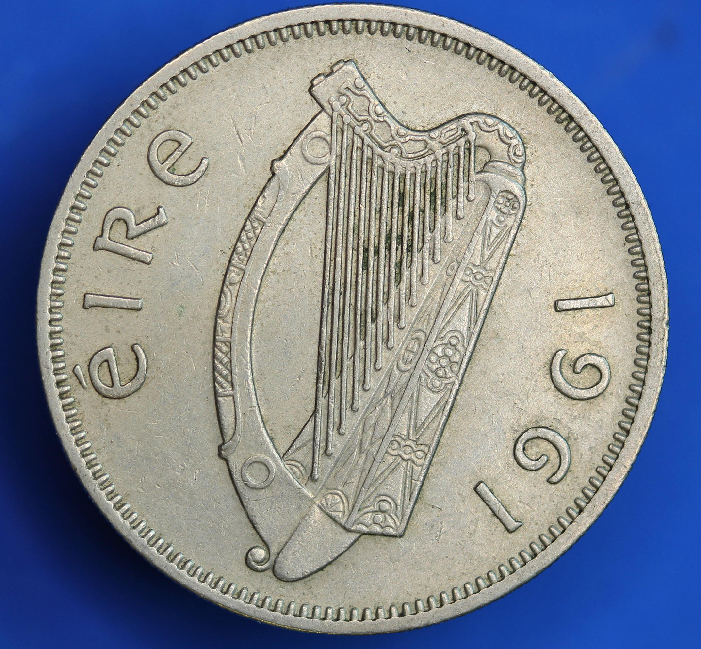 GENUINE 1961 Irish florin two shillings Ireland EIRE, Salmon Coin [08/26 35576]