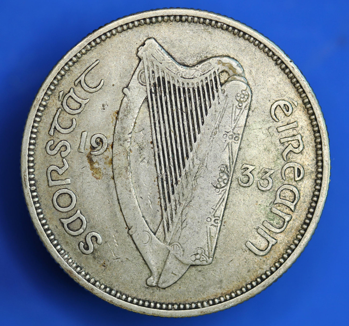 GENUINE 1933 Irish florin Ireland EIRE coin, 75% silver, Salmon [08/26 35574]