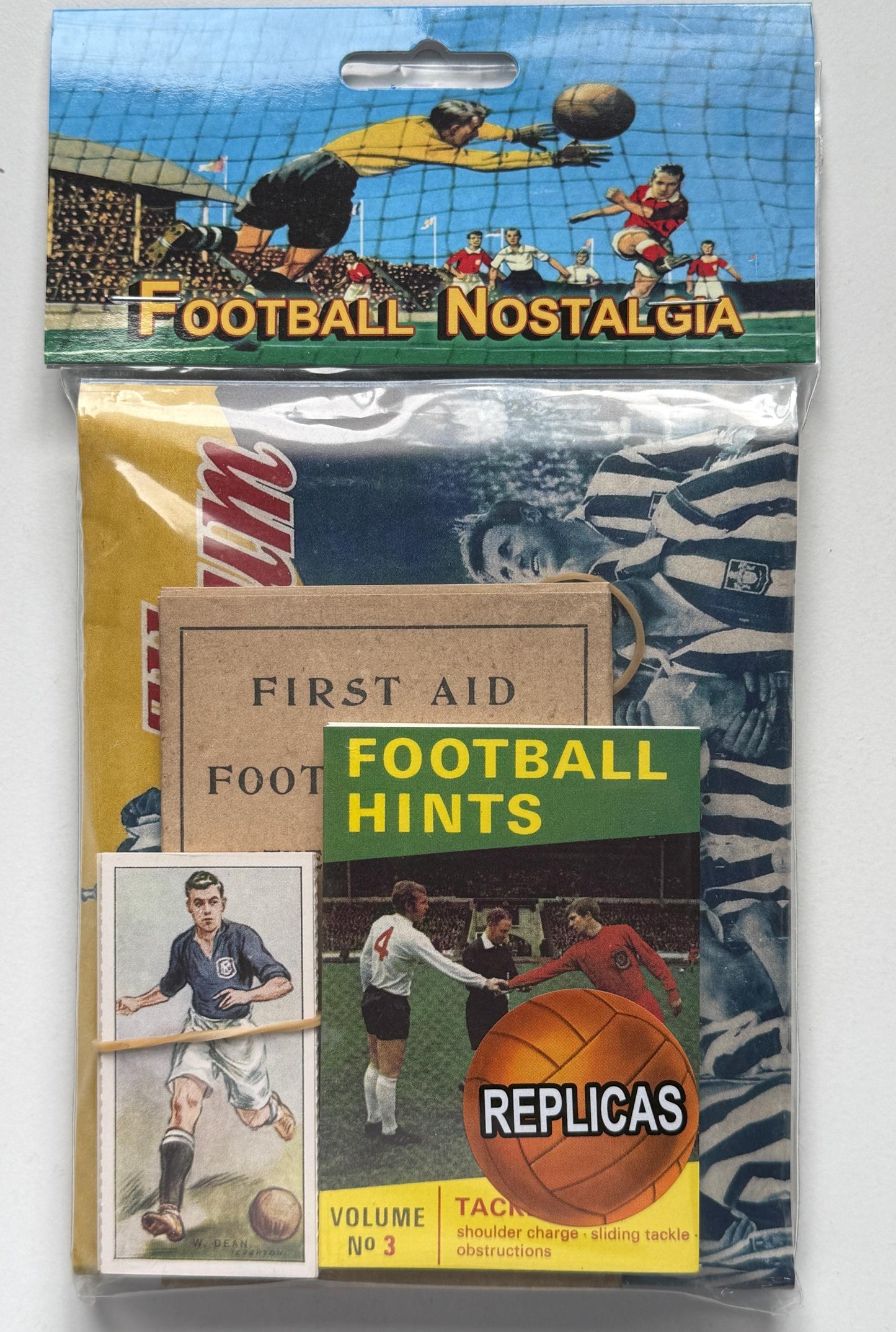 Reproduction: British Football Nostalgia memorabilia pack [FOOTPK1]