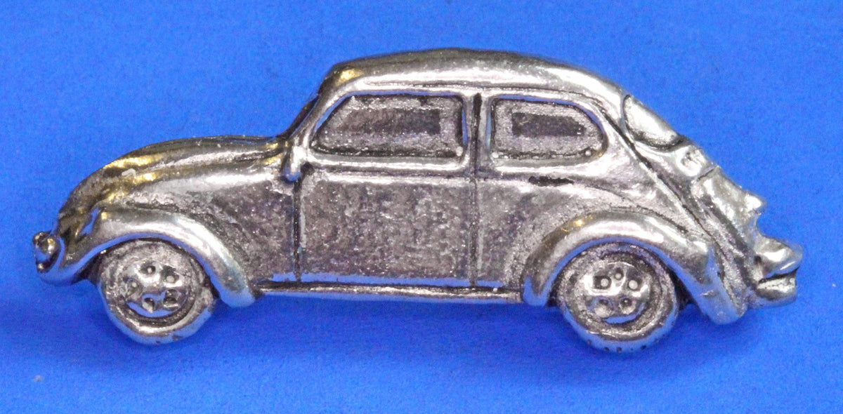 Classic Car Volkswagen (VW) Beetle Pin Badge, 35mm, supplied on a pin with clasps [PP T07]