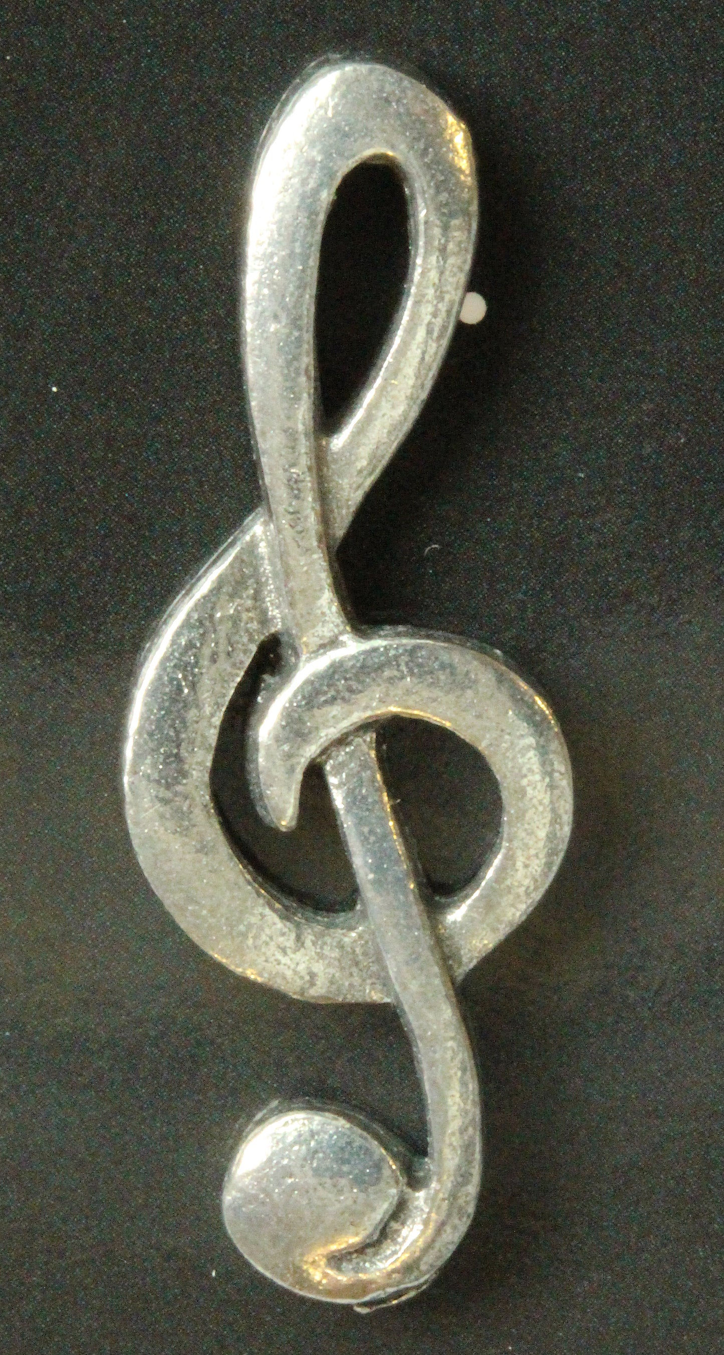 Treble Clef Music Pin Badge - Pewter [TCPPIN]