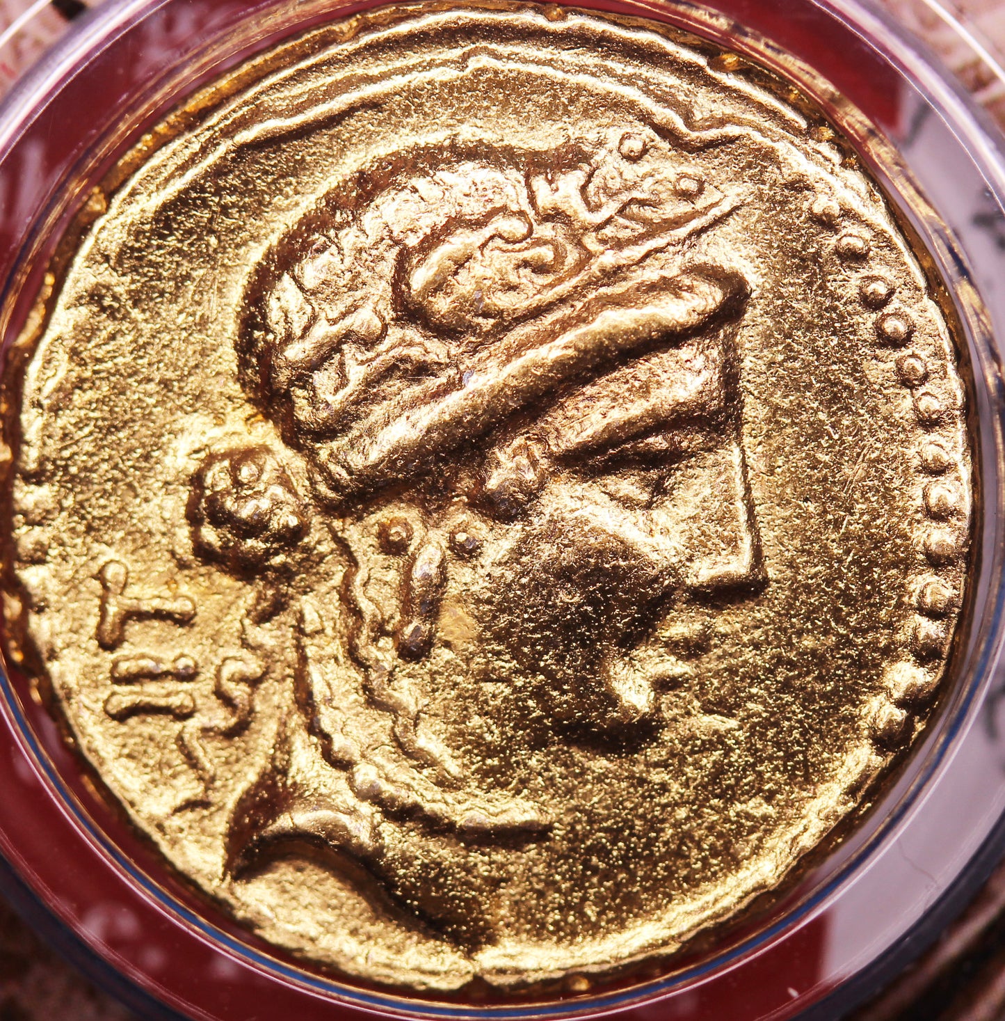 REPRODUCTION Roman coins, Caesar, Claudius, Hadrian gold Aureus with information packs [CaClHa G]